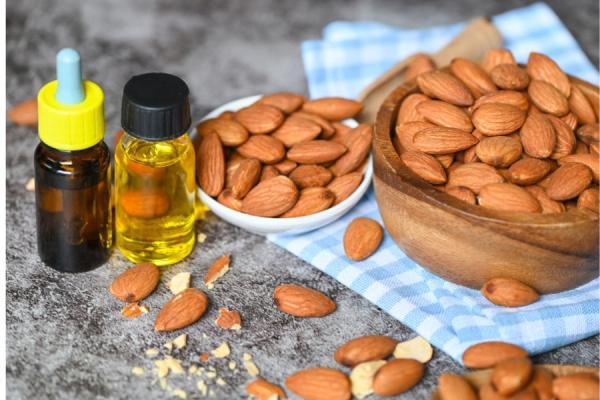 معرفی روغن بادام شیرین معرفی روغن بادام شیرین