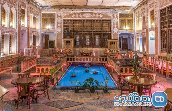 هتل آنتیک ملک التجار یزد؛ یادگاری از عصر قاجار هتل آنتیک ملک التجار یزد؛ یادگاری از عصر قاجار
