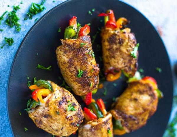 طرز تهیه دلمه مرغ (با سینه و ران مرغ) طرز تهیه دلمه مرغ (با سینه و ران مرغ)