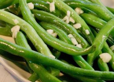 طرز تهیه لوبیا سبز آبپز طعم دار و خوشمزه با عطر سیر