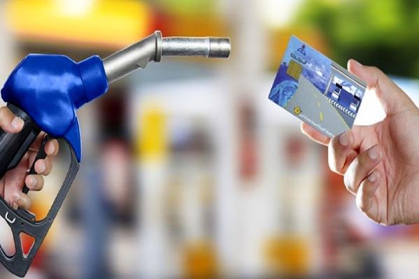 مدیر سامانه هوشمند سوخت: افزایش قیمت بنزین با جمع آوری کارت های سوخت آزاد، شایعه و کذب است